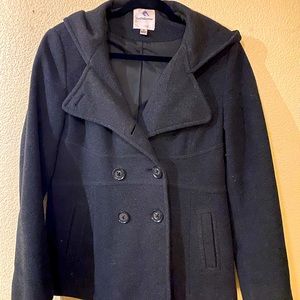 Croft & Barrow Dark Gray Peacoat -Size Small- Hooded. Super cute!!